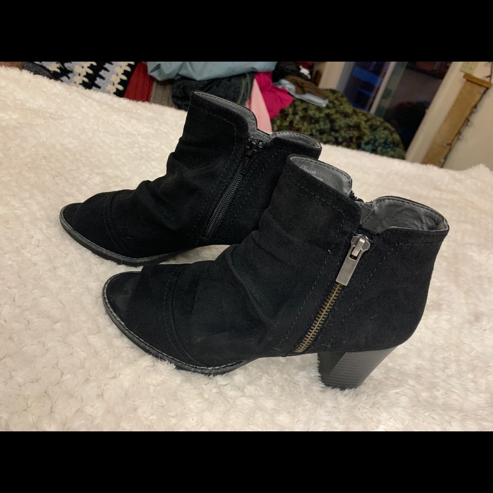 White Mountain - Peep Toe Booties 7 1/2